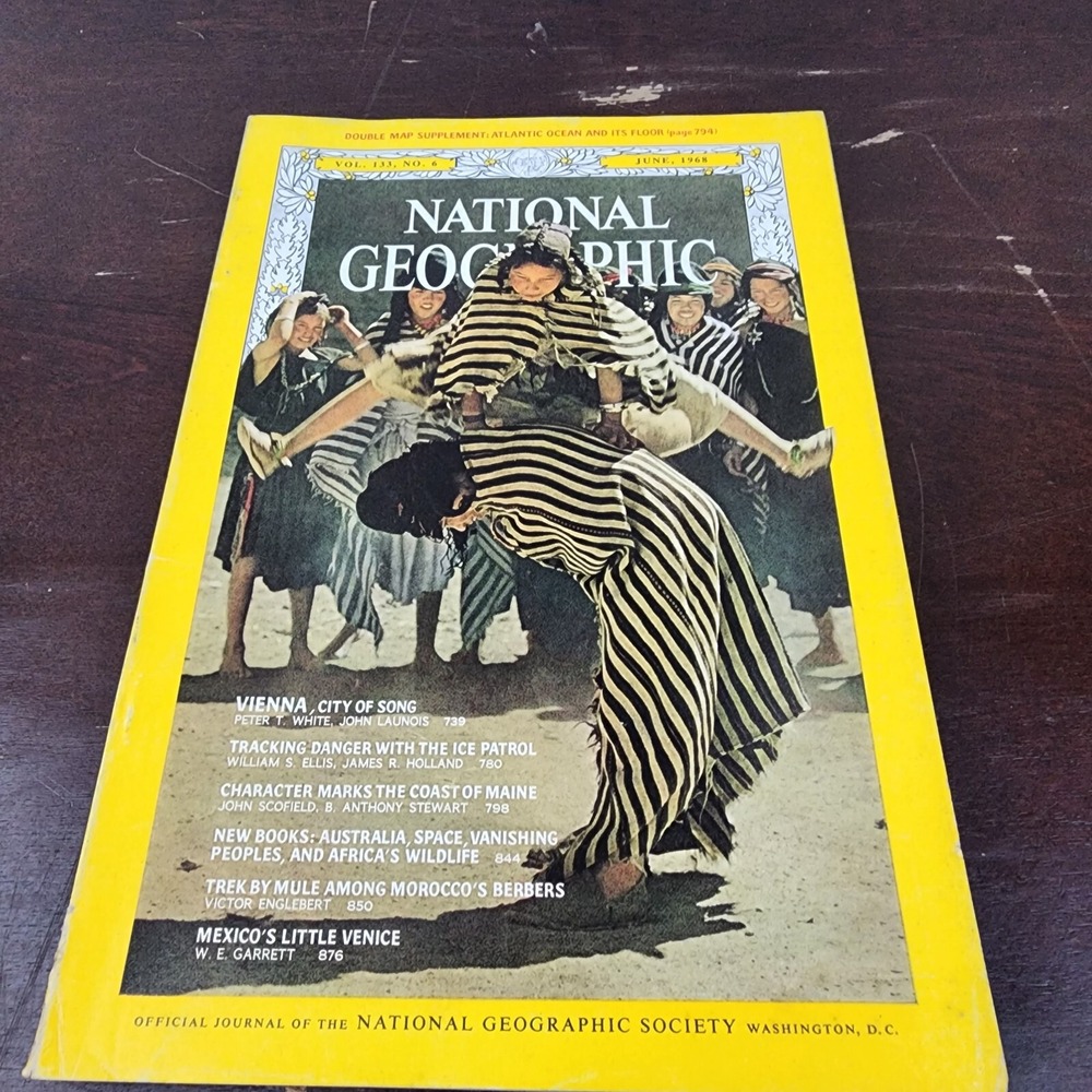 National Geographic Magazine June 1968 No Insert